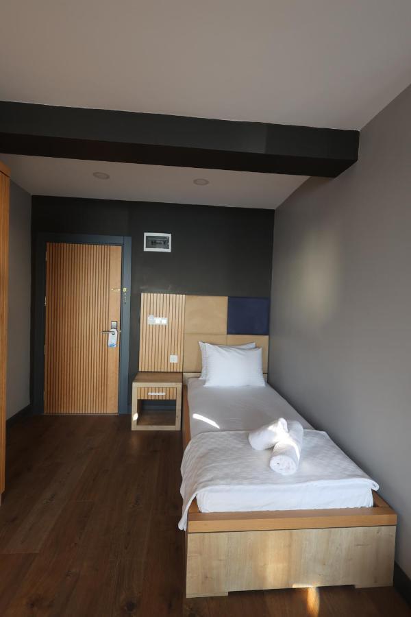 Tasliman Otel 얄로바 외부 사진